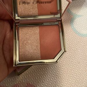Too faced blush and highlight